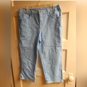 Light blue tummy control capri pants